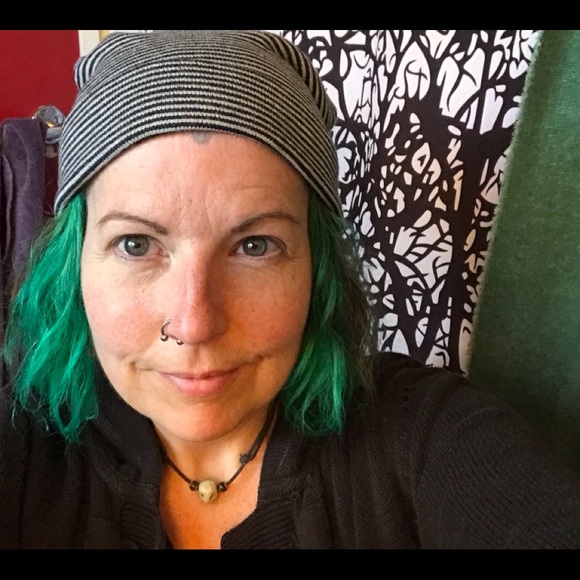 Meet your Posher, whim - Picture 9 of 11